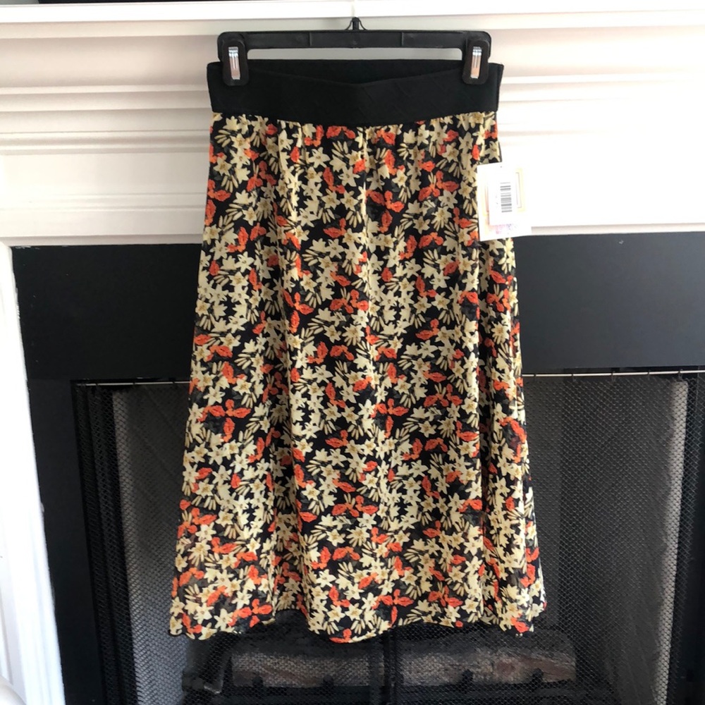 Lularoe Lola skirt xs NWT